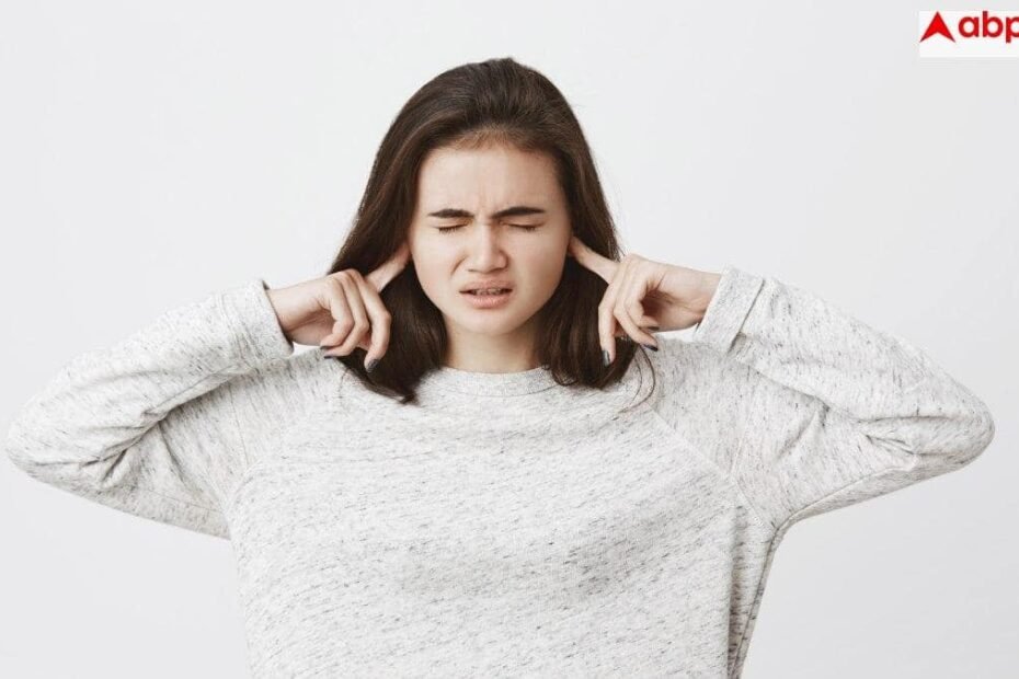 ear-infection-symptoms:-क्या-आपके-कान-आपको-दे-रहे-हैं-चेतावनी?-इन-संकेतों-को-पहचानें,-वरना-हो-सकती-है-गंभीर-समस्या