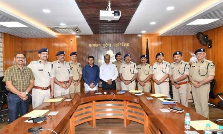 पुलिस-महानिदेशक-कैलाश-मकवाणा-ने-आगामी-भर्ती-प्रक्रिया-को-और-बेहतर-बनाने-हेतु-उप-पुलिस-महानिरीक्षकों-के-साथ-की-समीक्षा-बैठक