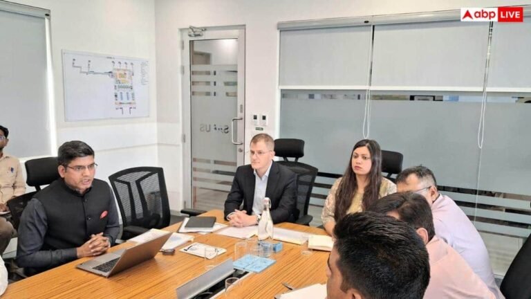 up-news:-जेवर-एयरपोर्ट-पर-‘नो-फ्लाइंग-जोन’-घोषित,-लेजर-लाइट-पर-पाबंदी,-dm-ने-कसी-सुरक्षा-की-लगाम