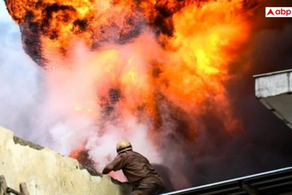 delhi-fire:-दिल्ली-आग-में-6-लोगों-की-मौत-पर-सीएम-रेखा-गुप्ता-सख्त,-दिए-मजिस्ट्रियल-जांच-के-आदेश