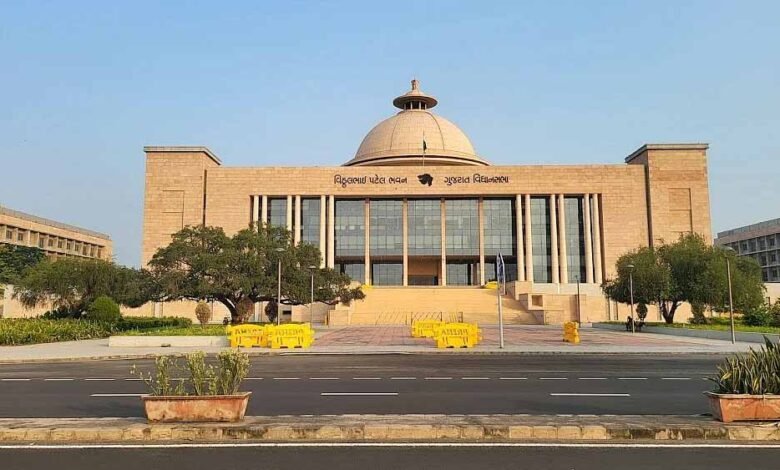 गुजरात-विधानसभा-को-बम-से-उड़ाने-की-धमकी,-बजट-सत्र-के-बीच-मचा-हड़कंप