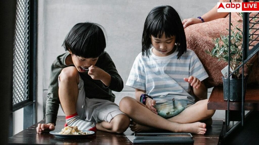 screen-time-effects:-सावधान!-क्या-आपको-भी-है-‘ब्रेन-रॉट’-की-बीमारी?-मोबाइल-की-लत-से-कमजोर-हो-रही-याददाश्त-एकाग्रता