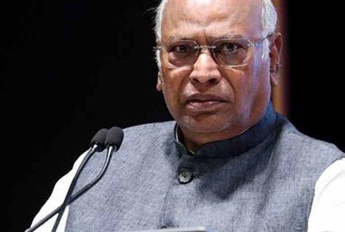 हमसे-प्यार,-शादी-मोदी-से…:-mallikarjun-kharge-के-बयान-पर-सदन-में-गूंजे-ठहाके,-narendra-modi-भी-मुस्कुराए