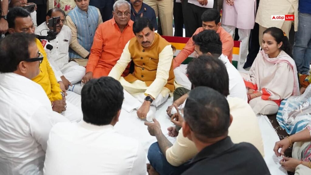 mp-news:-इंदौर-अग्निकांड-में-8-लोगों-की-दर्दनाक-मौत,-पीड़ित-परिवार-से-मिले-cm-मोहन-यादव
