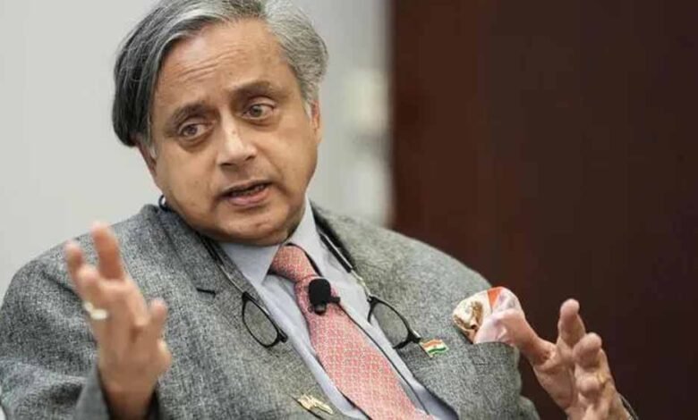 केरल-cm-बनने-की-चर्चा-पर-शशि-थरूर-का-बड़ा-बयान,-खुद-ही-साफ-की-तस्वीर