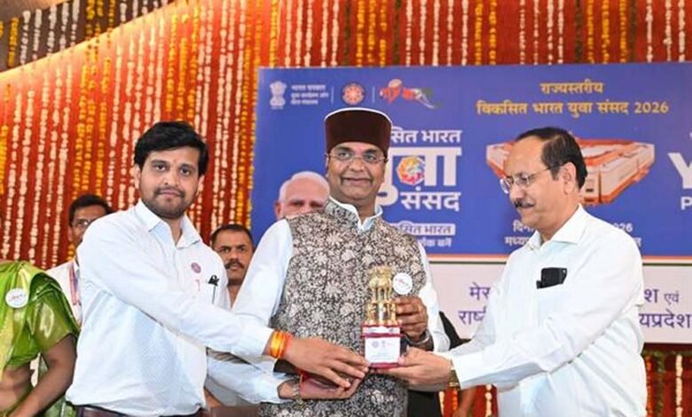 युवा-भारत-को-विकसित-राष्ट्र-बनाने-के-ध्वजवाहक-:-मंत्री-सारंग