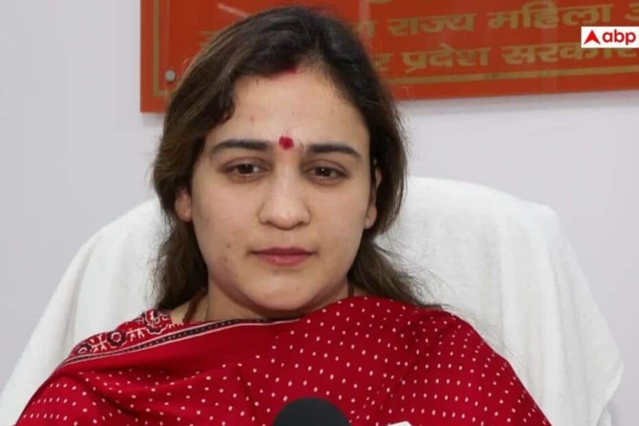 लखनऊ:-बड़ा-इमामबाड़ा-हिजाब-विवाद-पर-महिला-आयोग-का-संज्ञान,-अपर्णा-यादव-बोलीं-कार्रवाई-होगी