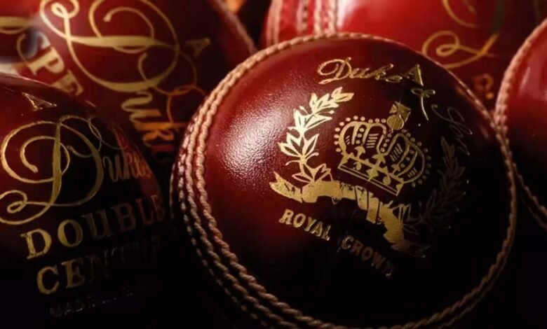 मिडिल-ईस्ट-टेंशन-से-ड्यूक्स-गेंदों-की-सप्लाई-घटी,-इंग्लैंड-में-घरेलू-क्रिकेट-पर-बढ़ा-संकट!-ecb-ने-दी-सफाई