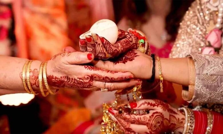 वृषभ,-कर्क-और-कन्या-राशि-पर-मेहरबान-ब्रह्मांड—जल्द-बन-सकते-हैं-शादी-के-योग!