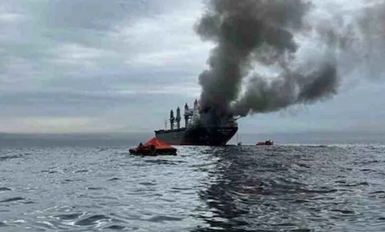 होर्मुज-में-धमाका:-uae-तट-पर-जहाज-पर-हमला,-वैश्विक-तेल-सप्लाई-पर-मंडराया-संकट