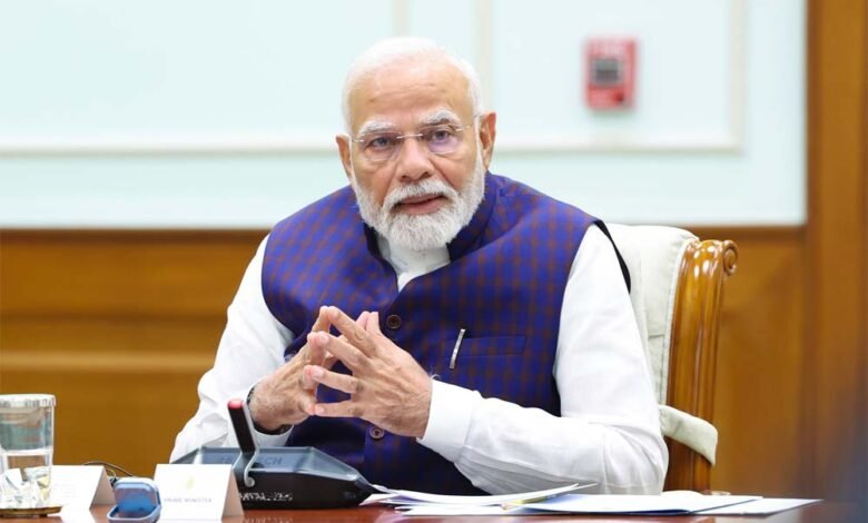 कालाबाजारी-और-जमाखोरी-पर-सख्त-एक्शन-के-निर्देश,-पीएम-मोदी-बोले-शिकायतों-पर-तुरंत-कार्रवाई-हो