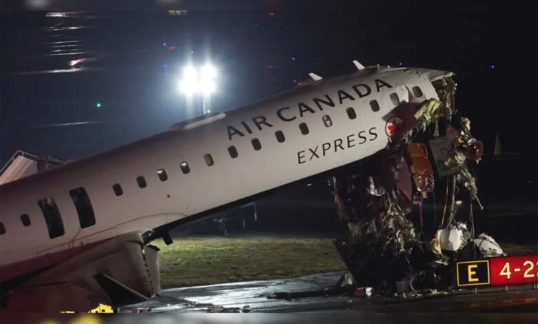 न्यूयॉर्क-एयरपोर्ट-पर-दर्दनाक-हादसा:-रनवे-पर-ट्रक-से-टकराया-विमान,-2-की-मौत