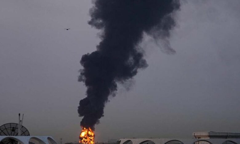 अबूधाबी-पर-मिसाइल-अटैक:-रिहायशी-इलाके-में-मलबा-गिरा,-भारतीय-नागरिक-घायल