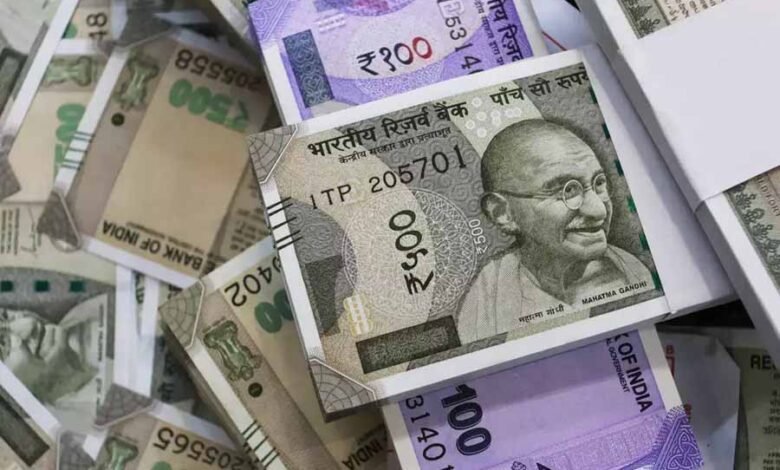 मार्च-सैलरी-में-नहीं-आएगा-एरियर:-केंद्रीय-कर्मचारियों-को-झटका,-अब-इस-महीने-का-इंतजार