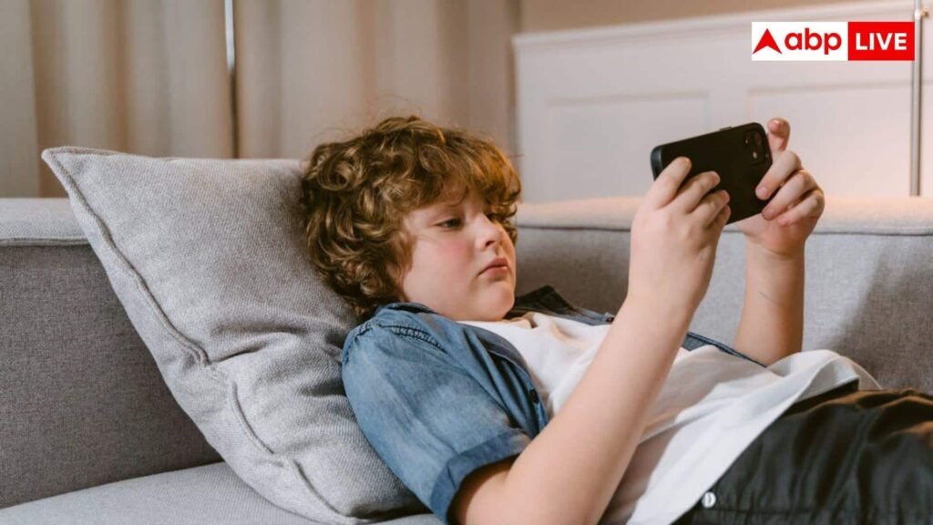 ज्यादा-स्क्रीन-टाइम-बच्चों-की-हार्ट-हेल्थ-के-लिए-कितनी-खतरनाक?-चौंका-देगी-यह-स्टडी