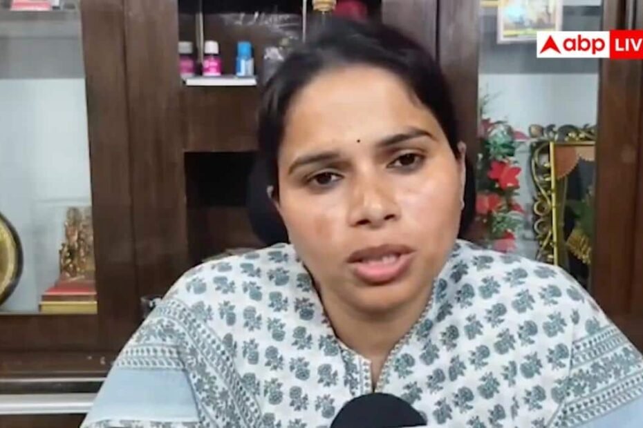 बागी-विधायक-पूजा-पाल-ने-अतीक-अहमद-को-बताया-सपा-का-फाइनेंसर,-cm-योगी-को-कहा-‘धुरंधर-मुख्यमंत्री’