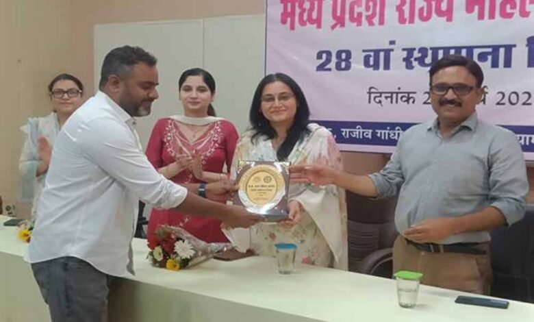 महिला-सम्मान-का-असली-अर्थ-तब-होगा-जब-महिलाओं-के-खिलाफ-अपशब्द-बंद-होगा”-:-एआईजी-सिंह