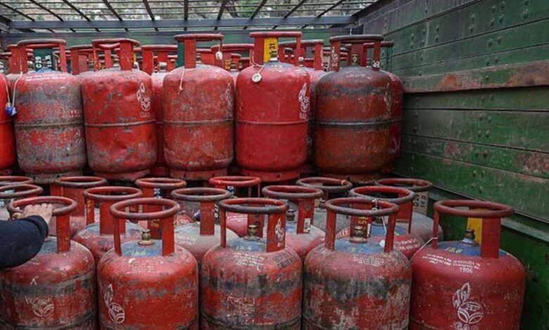 ईरान-युद्ध-का-असर:-किन-देशों-में-गहराया-तेल-गैस-संकट,-भारत-से-ज्यादा-मुश्किल-में-ये-राष्ट्र