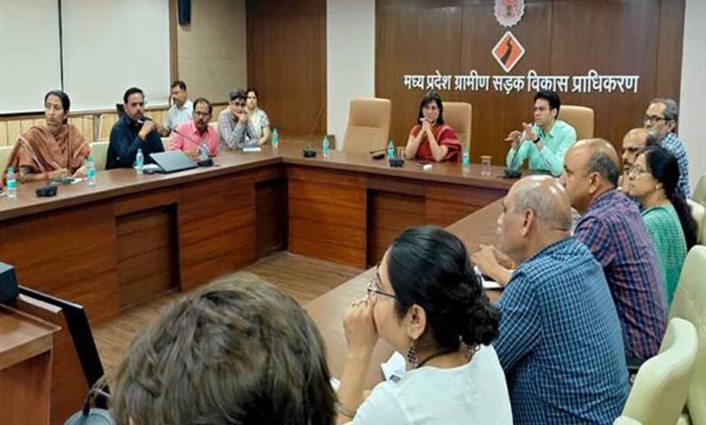 जल-गंगा-संवर्धन-अभियान-के-लक्ष्यों-का-समयबद्ध-क्रियान्वयन-करें-सुनिश्चित-:-अपर-मुख्य-सचिव-रस्तोगी