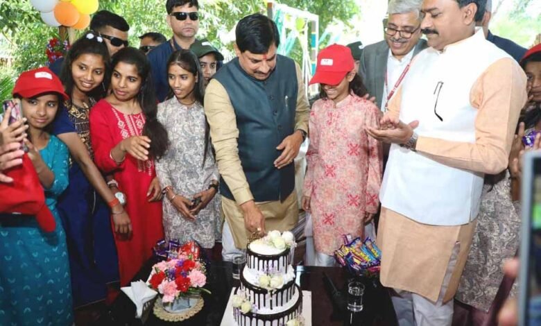 मुख्यमंत्री-डॉ.-यादव-ने-जन्म-दिवस-पर-किया-एमपीटी-कैफे-कल्चर-हाउस-का-शुभारंभ