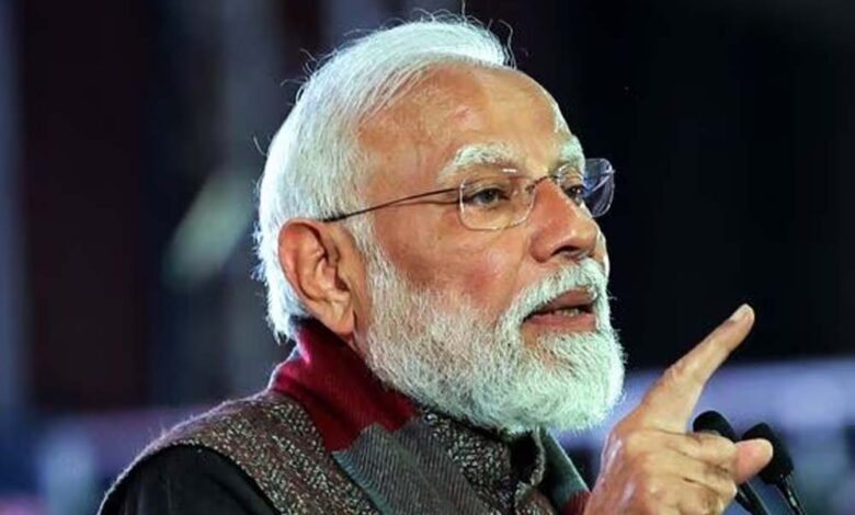 दुनिया-के-सबसे-लोकप्रिय-नेता-बने-पीएम-मोदी,-ट्रंप-रहे-पीछे;-अमेरिकी-सर्वे-से-मिली-खुशखबरी