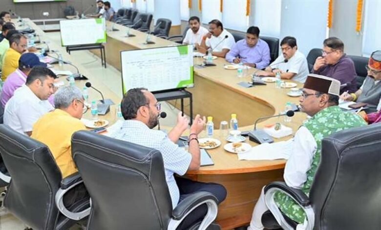 मंत्री-सारंग-के-मार्कफेड-को-आत्मनिर्भर-बनाने-और-किसानों-को-समय-पर-खाद-उपलब्ध-कराने-के-निर्देश