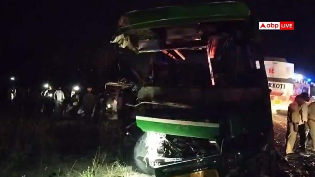 छिंदवाड़ा-में-दर्दनाक-सड़क-हादसा,-बस-और-पिकअप-की-भिड़ंत-में-10-लोगों-की-मौत,-30-घायल