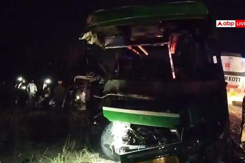 छिंदवाड़ा-में-दर्दनाक-सड़क-हादसा,-बस-और-पिकअप-की-भिड़ंत-में-10-लोगों-की-मौत,-30-घायल