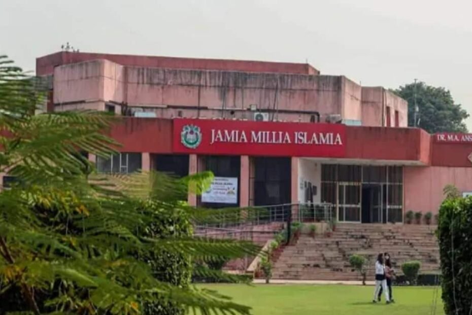 jmi-admission:-जामिया-ने-जारी-किया-2026-27-का-प्रॉस्पेक्टस,-बढ़े-एग्जाम-सेंटर-और-एडमिशन-की-डेट 
