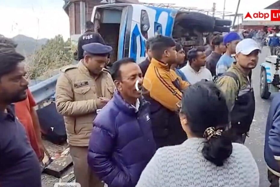 उत्तराखंड:-नैनीताल-में-बड़ा-हादसा,-यात्रियों-से-भरी-बस-अनियंत्रित-होकर-पलटी,-एक-की-मौत-कई-घायल