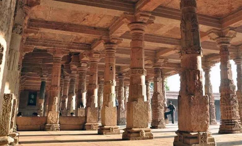 भोजशाला-पहुंचे-हाईकोर्ट-जज,-1-घंटे-तक-किया-गहन-निरीक्षण