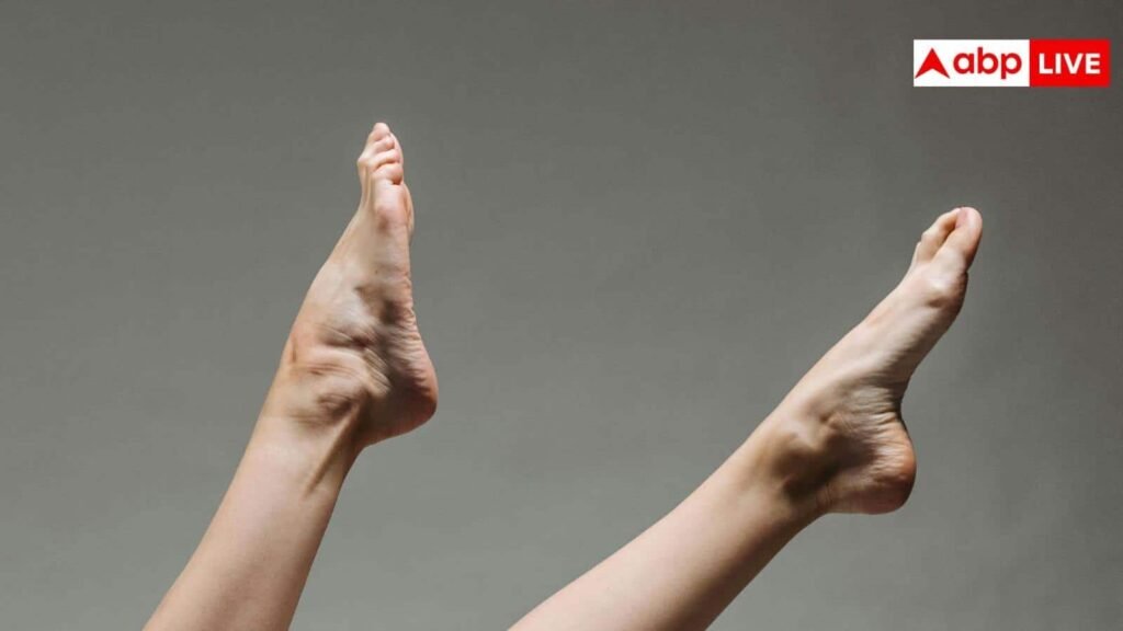 burning-and-tingling-sensation-in-feet:-पैरों-में-हर-वक्त-महसूस-होती-है-जलन-और-झुनझुनी,-जानें-किस-बीमारी-का-है-ये-संकेत