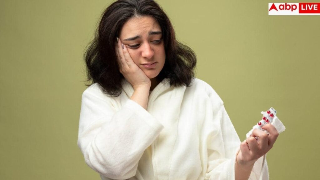 vitamin-b12-deficiency-symptoms:-उत्तर-भारत-के-47%-लोग-इस-‘साइलेंट’-बीमारी-के-शिकार,-कहीं-आपकी-थकान-भी-तो-नहीं-है-बड़ा-संकेत?