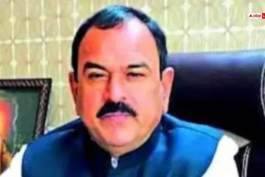 ढोंगी-बाबा-अशोक-खरात-का-बेटा-उगलेगा-राज?-पुलिस-ने-हिरासत-में-लिया,-फरार-पत्नी-की-तलाश-जारी