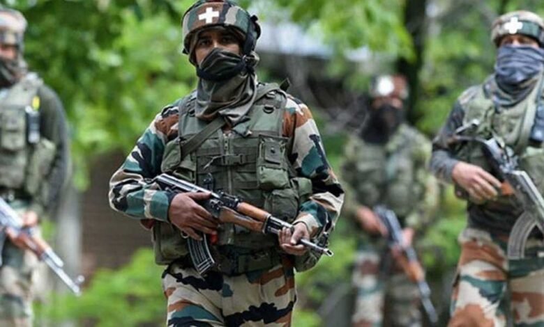 जम्मू-कश्मीर-के-गांदरबल-में-सुरक्षाबलों-का-बड़ा-एक्शन,-मुठभेड़-में-एक-आतंकी-ढेर,-दो-अभी-भी-घेरे-में