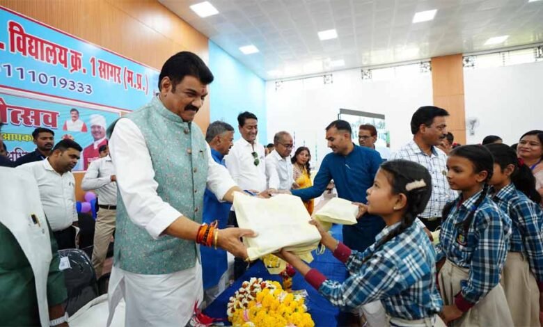 हर-घर-में-शिक्षा-का-दीप-जले,-कोई-भी-बच्चा-शिक्षा-से-वंचित-न-रहे-:-खाद्य-मंत्री-राजपूत