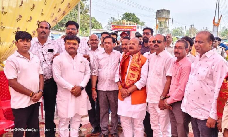 भक्ति-भाव-से-बिजुरी-मे-मनाया-गया-हनुमान-जयंती