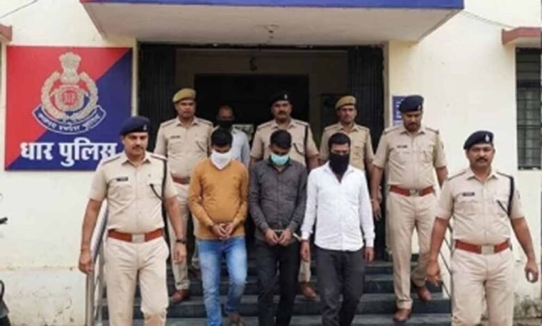 धार-में-फर्जी-बीमा-क्लेम-गिरोह-का-पर्दाफाश,-दो-वकीलों-समेत-पांच-आरोपी-गिरफ्तार
