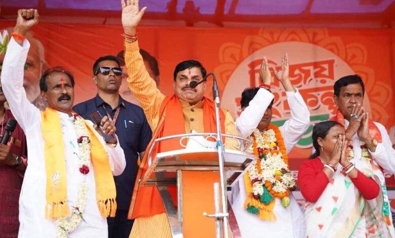 बंगाल-में-गरजे-सीएम-डॉ.-मोहन,-बोले-ममता-अब-‘दीदी’-नहीं-‘अप्पी’