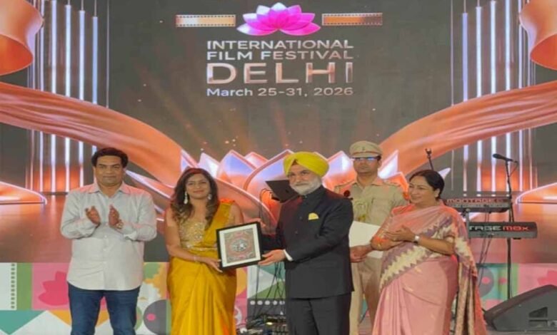 संस्कृति-एवं-पर्यटन-विभाग-द्वारा-लोकमाता-देवी-अहिल्या-बाई-पर-बनी-फिल्म-को-दिल्ली-फिल्म-फेस्टिवल-में-मिला-सम्मान