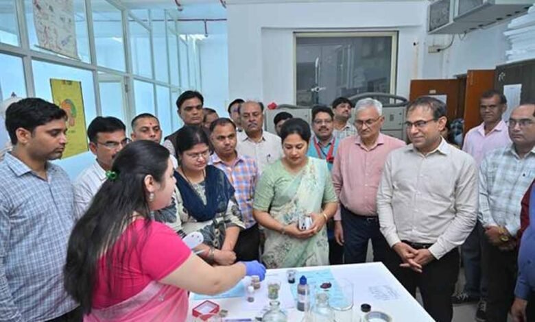 प्रयोगशालाओं-के-तकनीकी-प्रशिक्षण-से-शिक्षकों-की-क्षमता-में-होगी-वृद्धि-:-सचिव-डॉ.-गोयल