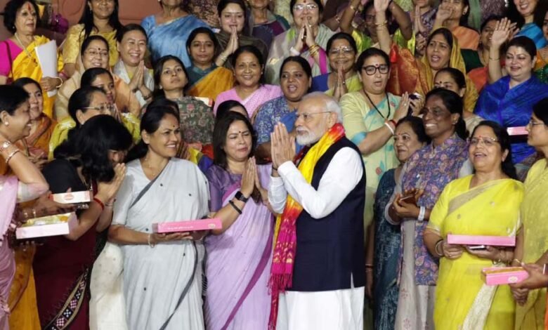 महिला-आरक्षण-बिल-और-परिसीमन-से-बड़ा-दांव-खेल-रही-भाजपा,-क्या-मिशन-2029-की-तैयारी-शुरू?