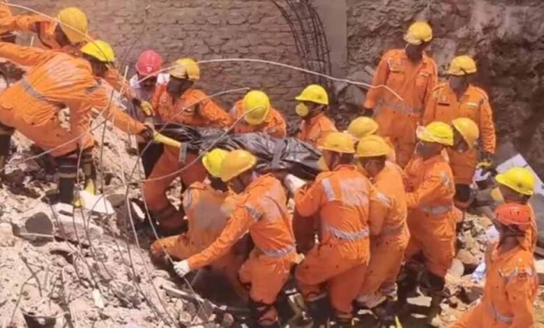 अनूपपुर-हादसा:-बिल्डिंग-गिरने-से-3-की-मौत,-मुख्यमंत्री-ने-पीड़ितों-को-लाखों-की-मदद-देने-का-किया-ऐलान