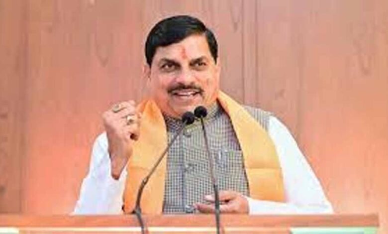 पशुपालन-की-विभिन्न-योजनाओं-से-किसान-होंगे-आत्मनिर्भर-:-मुख्यमंत्री-डॉ.-यादव