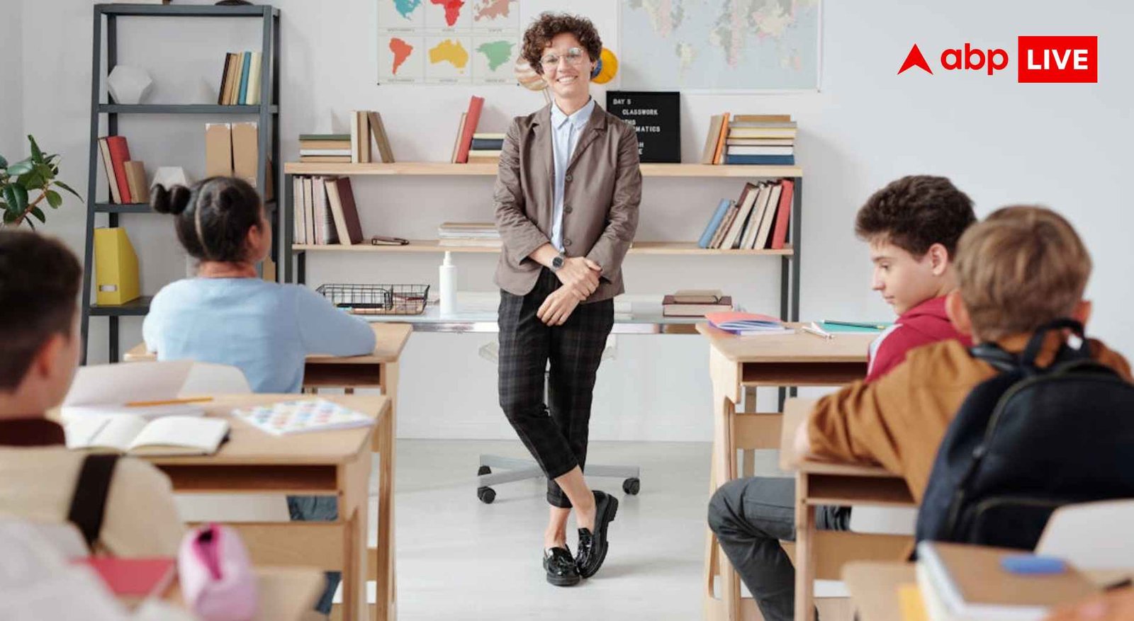 highest-paid-teachers:-दुनिया-के-किन-देशों-में-टीचर्स-को-मिलती-है-सबसे-ज्यादा-सैलरी,-भारत-किस-नंबर-पर?