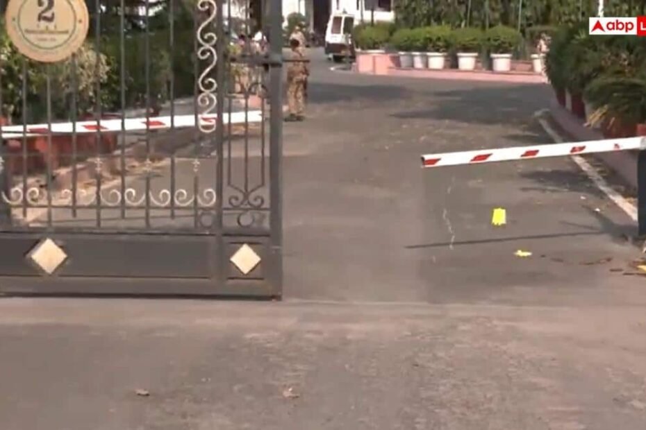 up-नंबर-की-कार,-पंजाब-तक-सफर,-सरबजीत-के-नाम-दिल्ली-विधानसभा-में-कार-घुसने-का-क्या-कनेक्शन?