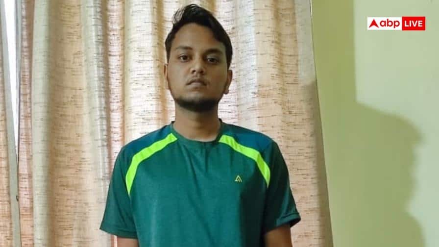 durg-news:-jee-मेन्स-एग्जाम-में-हाईटेक-नकल-का-खुलासा,-चप्पल-के-अंदर-छिपाया-मोबाइल,-परीक्षार्थी-गिरफ्तार