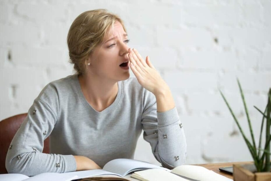 excessive-yawning-causes:-बार-बार-आ-रही-है-जम्हाई-तो-हल्के-में-न-लें,-जानें-किन-किन-बीमारियों-का-खतरा?