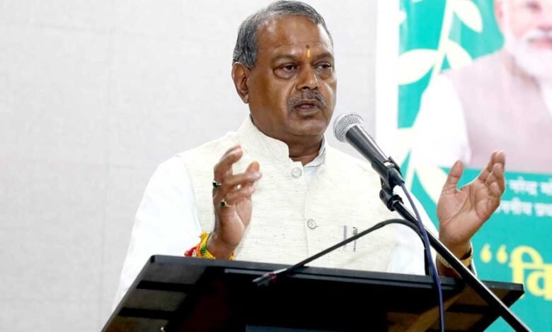 चंदेल-बुन्देला-कालीन-जल-संरचाओं-का-जीर्णोद्वार-प्राथमिकता-से-किया-जाये:-मंत्री-कुशवाह