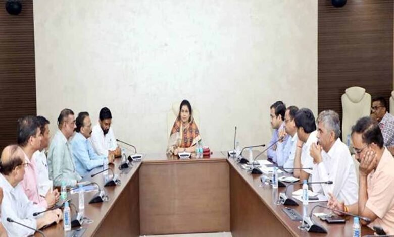 समय-सीमा-में-पूरी-हों-पेयजल-व्यवस्थाएं:-राज्यमंत्री-गौर-गोविंदपुरा-के-विकास-कार्यों-की-समीक्षा,-देरी-पर-जताई-नाराजगी